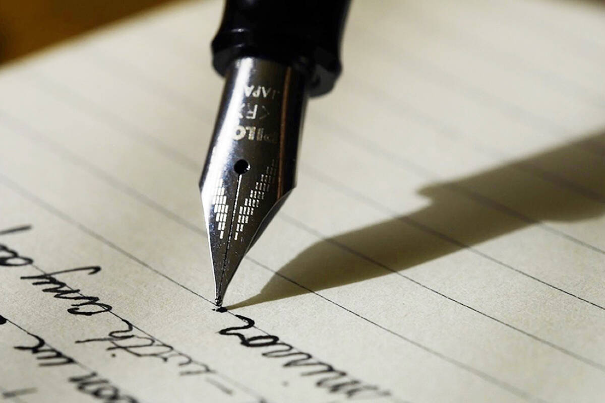 LETTER : Development doesnt  blend in  with Esquimalt neighbourhood